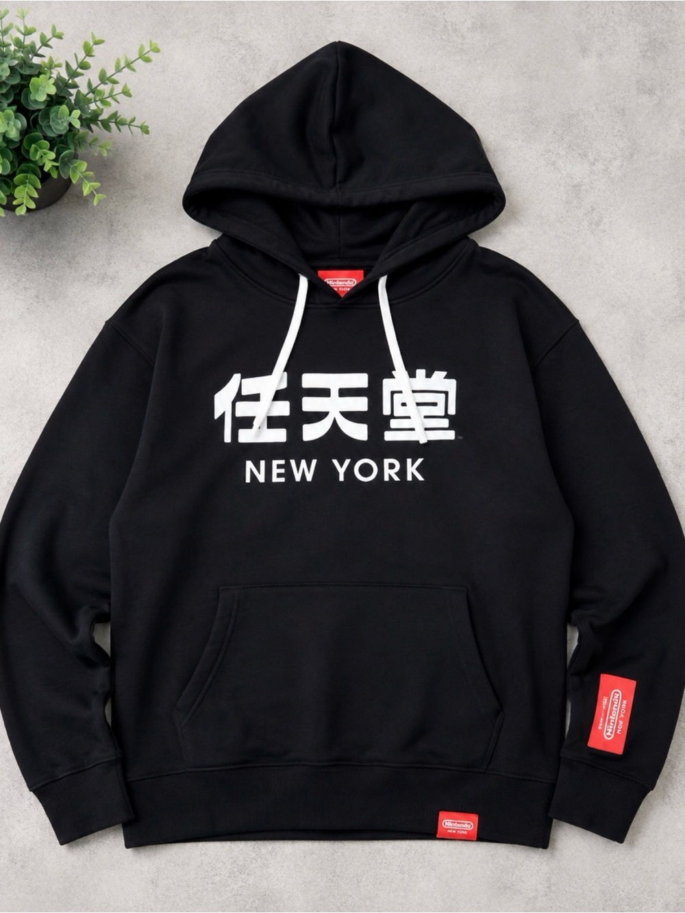 Nintendo New York NYC Kanji Logo Black Hoodie Men’s Small Gamer Streetwear